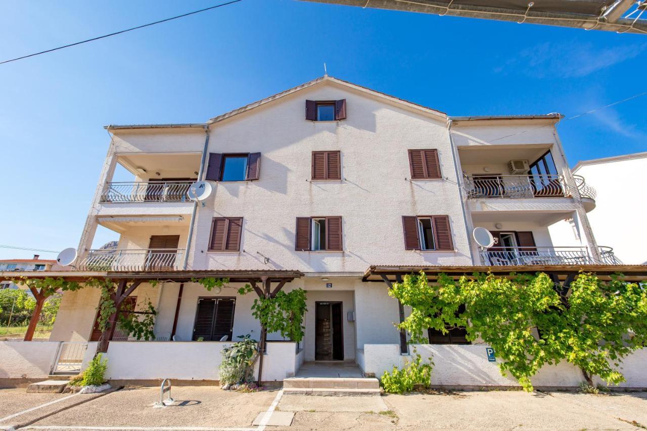 Apartment Coralina Башка Екстер'єр фото