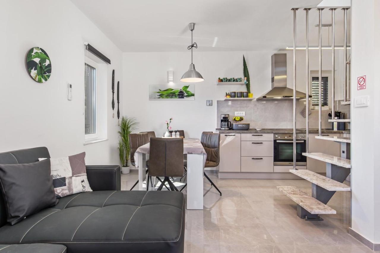 Apartment Coralina Башка Екстер'єр фото